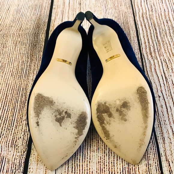 Blue Gucci Suede Pump W/ Removable Bow - Picture 7 of 7